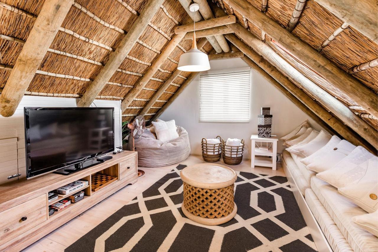 Bliss On The Bay Villa Струисбай Екстериор снимка