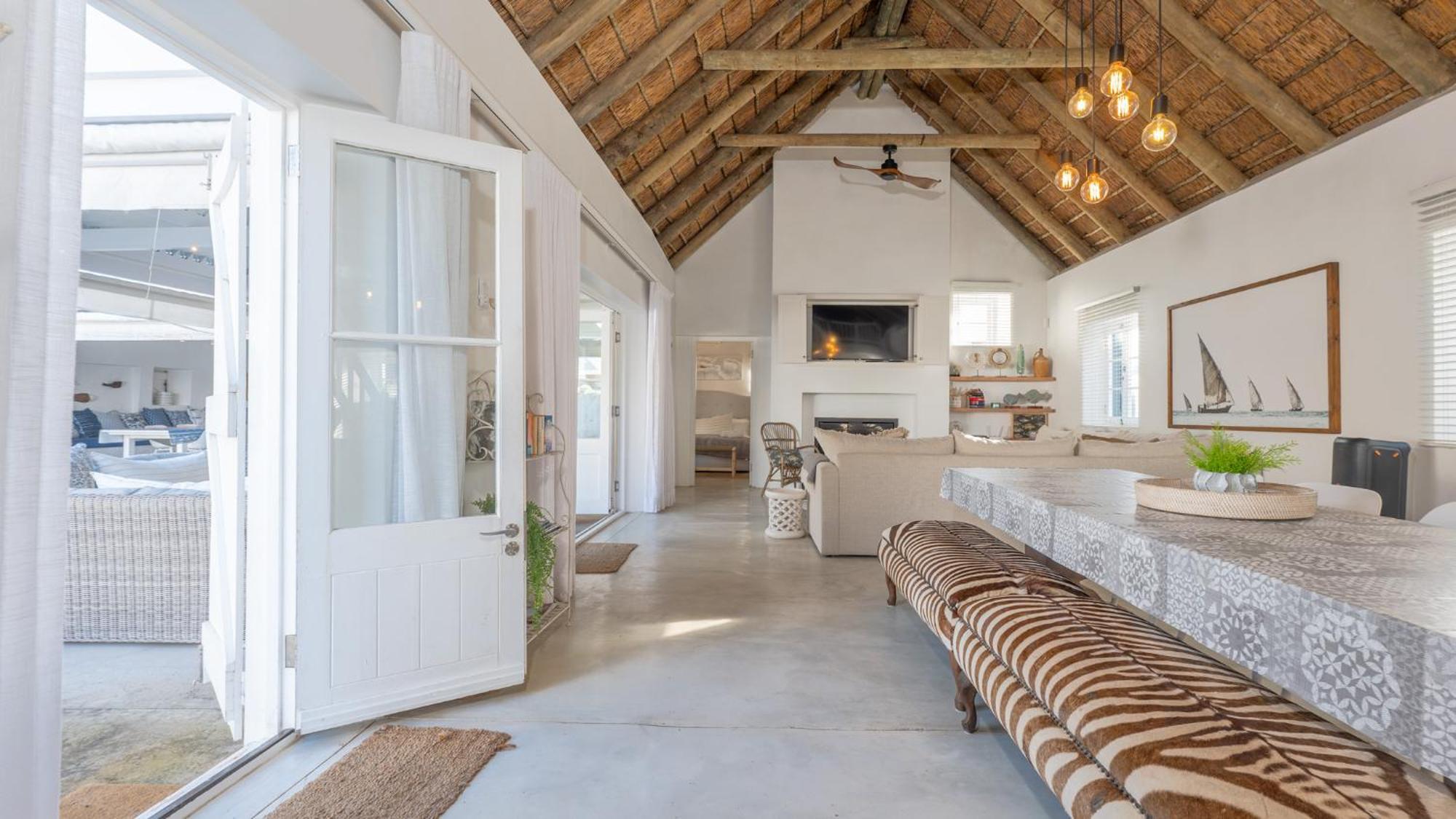 Bliss On The Bay Villa Струисбай Екстериор снимка