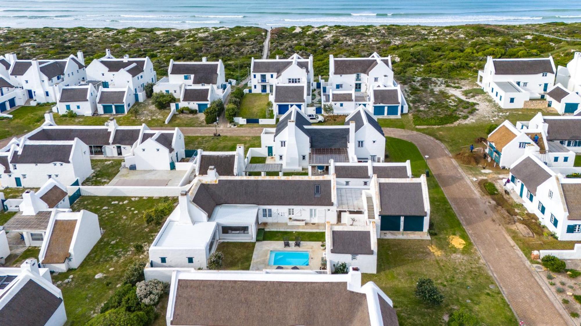 Bliss On The Bay Villa Струисбай Екстериор снимка